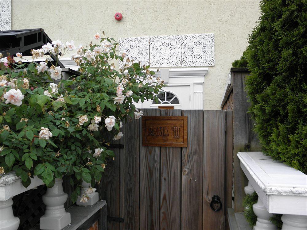 Dover Garden Suites Esterno foto