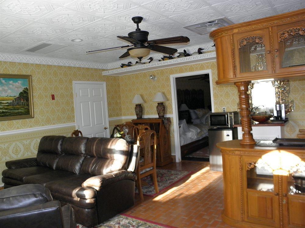 Dover Garden Suites Esterno foto