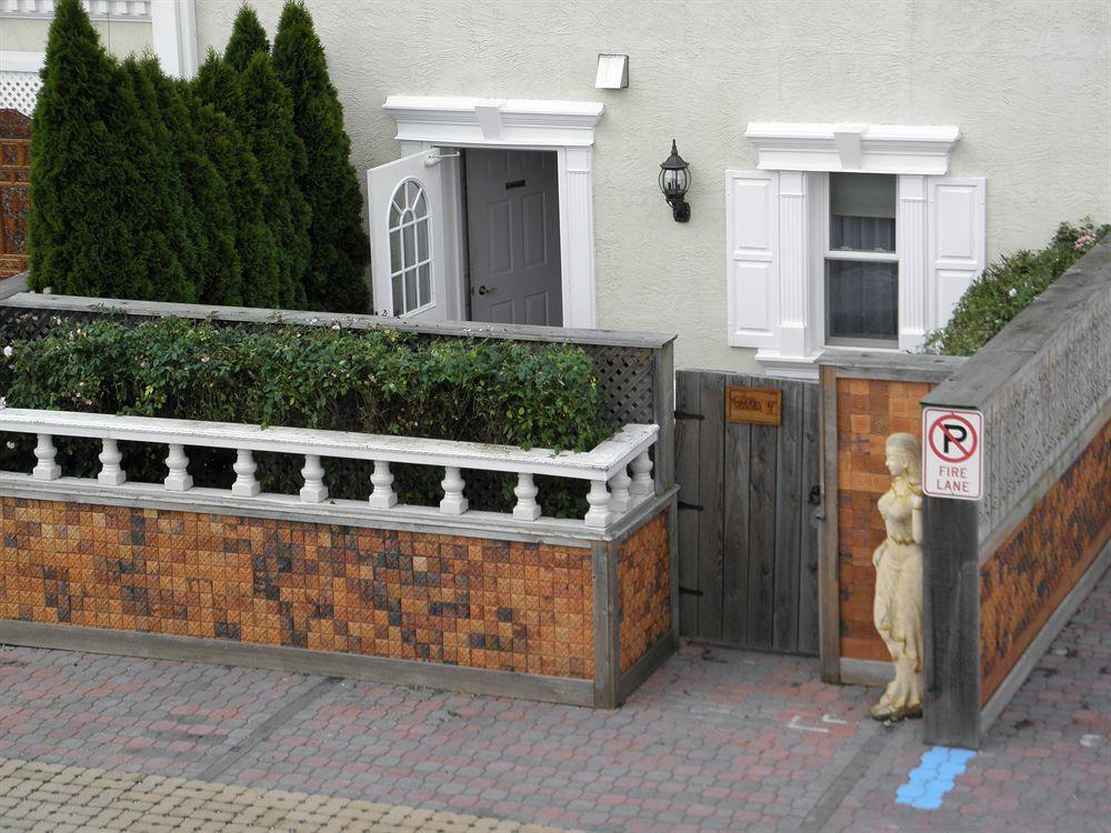 Dover Garden Suites Esterno foto